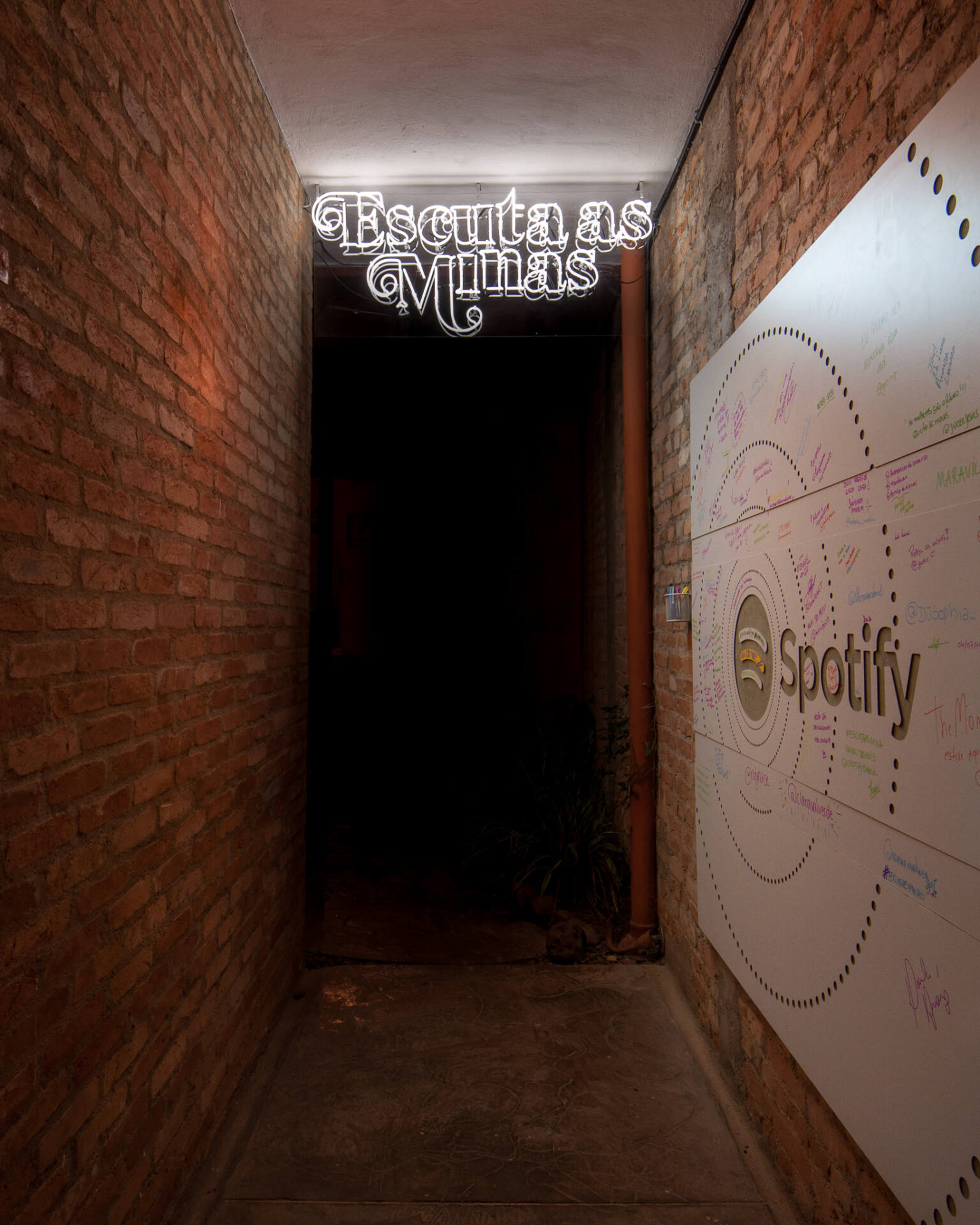 Spotify Apresenta Escuta as Minas - Reforma