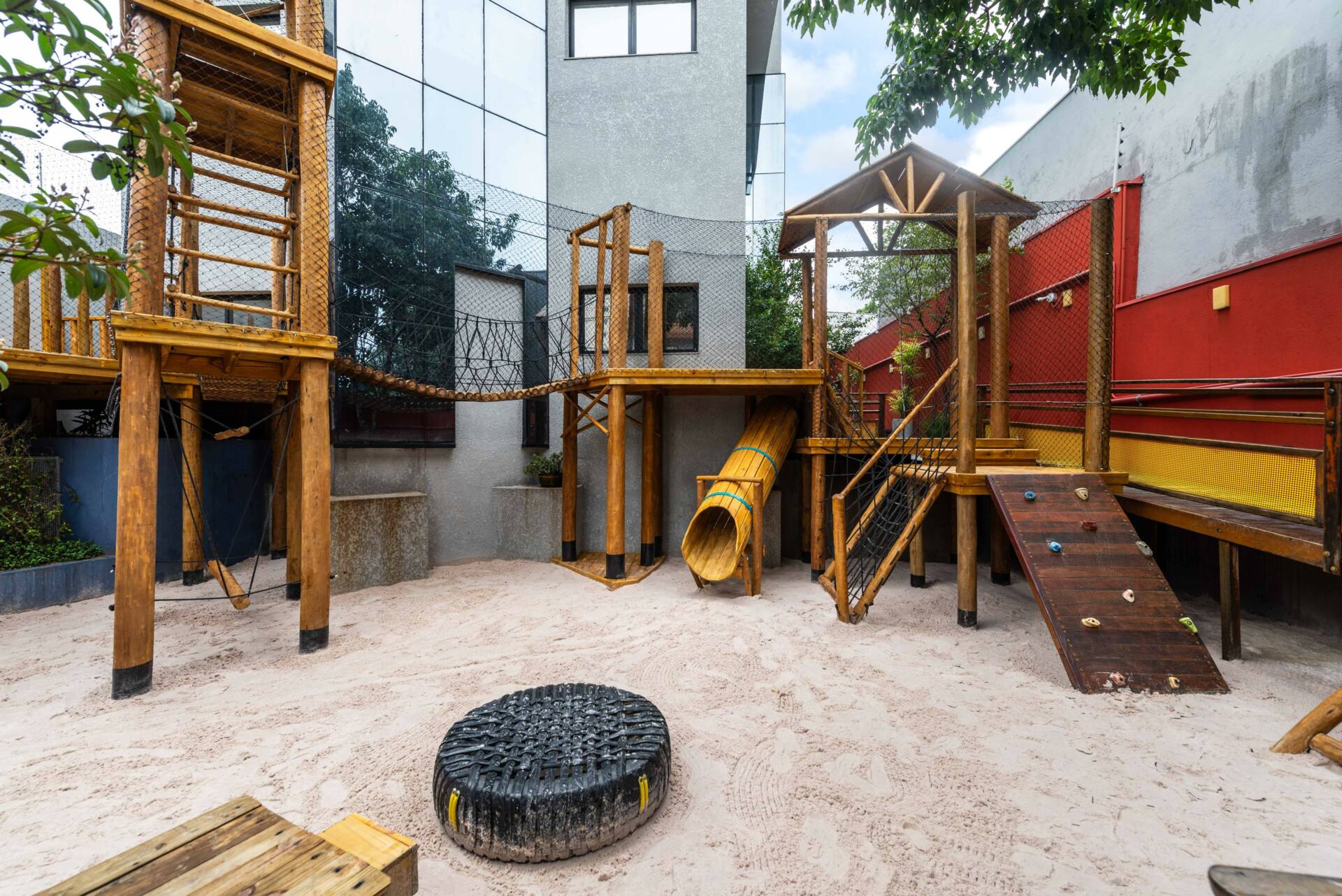 Playground ZN - Construção